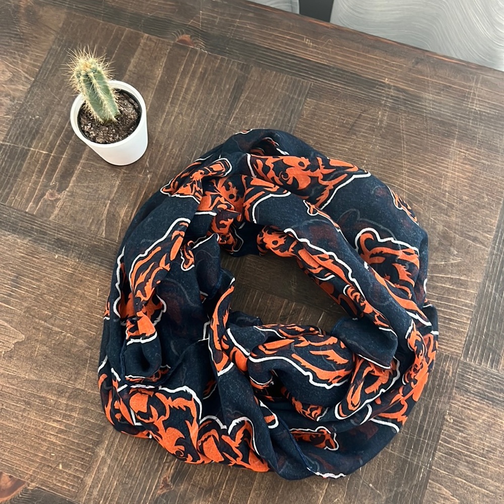Chicago Bears Infiniti scarf